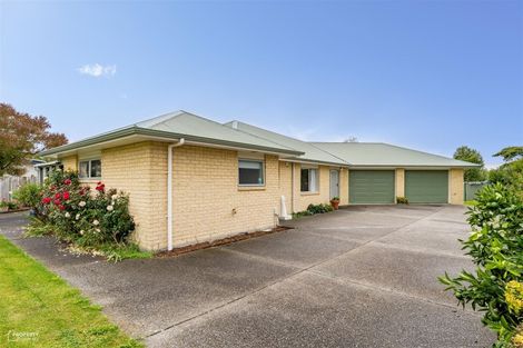 Photo of property in 10 Massey Place, Masterton, 5810