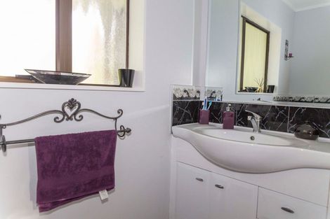 Photo of property in 83 Cadman Road, Dannevirke, 4930