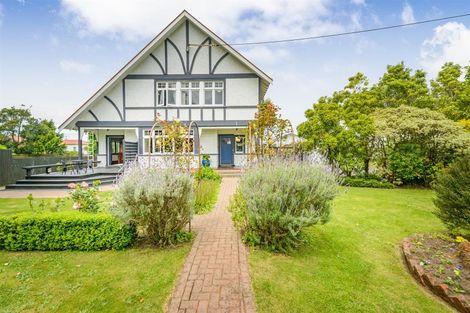 Photo of property in 27 High Street, Bulls, 4818