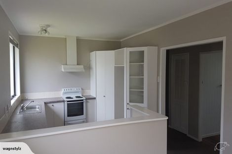 Photo of property in 43 Ngatai Road, Otumoetai, Tauranga, 3110