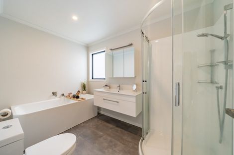 Photo of property in 6 Pateke Drive, Kenepuru, Porirua, 5022