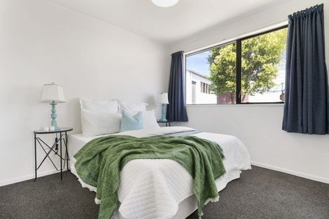 Photo of property in 206 Solar Road, Glen Eden, Auckland, 0602