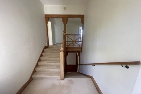 Photo of property in 9 Wadestown Road, Wadestown, Wellington, 6012