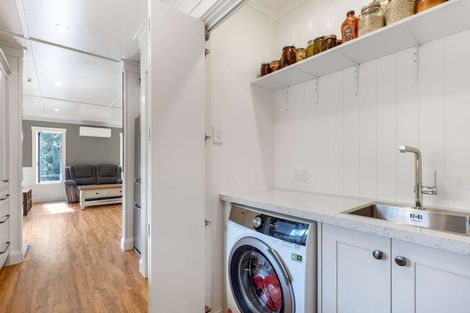 Photo of property in 16 Angle Street, Picton, 7220