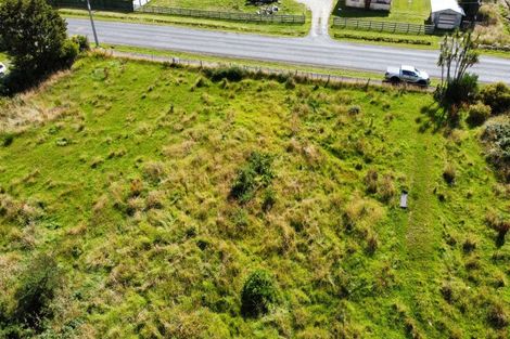 Photo of property in 110-114 Main Road, Blackball, 7804