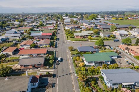 Photo of property in 25 Oxford Street, West End, Timaru, 7910