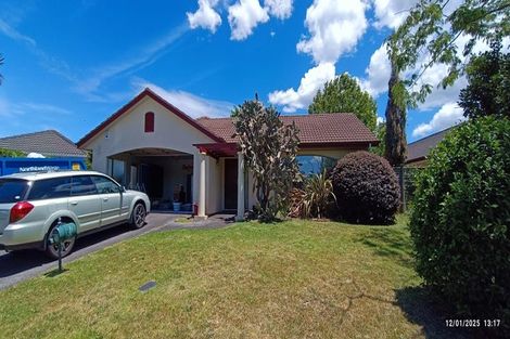 Photo of property in 20 Hillwell Drive, Henderson, Auckland, 0612
