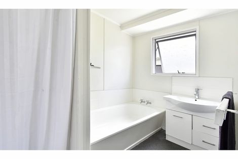 Photo of property in 3 Smedley Street, Manurewa, Auckland, 2102