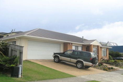 Photo of property in 1 Lemonwood Grove, Maungaraki, Lower Hutt, 5010