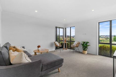 Photo of property in 20 Kowi Lakes Drive, One Tree Point, 0118