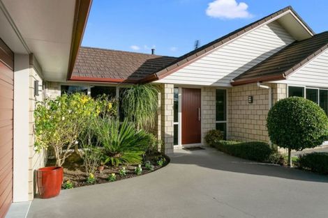 Photo of property in 23 Lilac Close, Cambridge, 3434