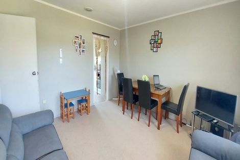 Photo of property in 2/11 Celtic Crescent, Ellerslie, Auckland, 1051