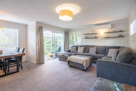 Photo of property in 5b Sea Vista Drive, Pukerua Bay, 5026