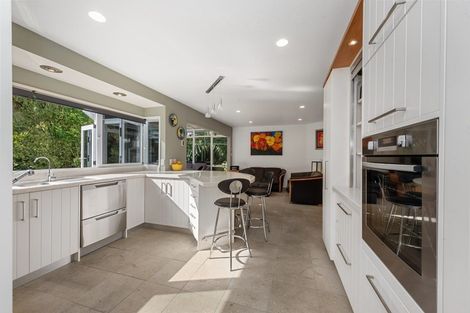 Photo of property in 17 Longwood Place, Harrowfield, Hamilton, 3210