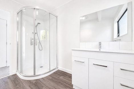 Photo of property in 1/13 Karamu Street, Te Atatu Peninsula, Auckland, 0610