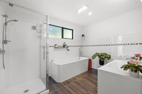 Photo of property in 13 Tutchen Avenue, Raglan, 3225