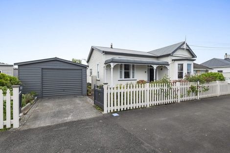 Photo of property in 132 Tukapa Street, Westown, New Plymouth, 4310