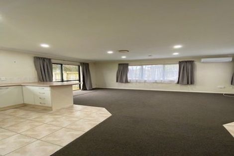 Photo of property in 9 Killeen Place, Flat Bush, Auckland, 2019