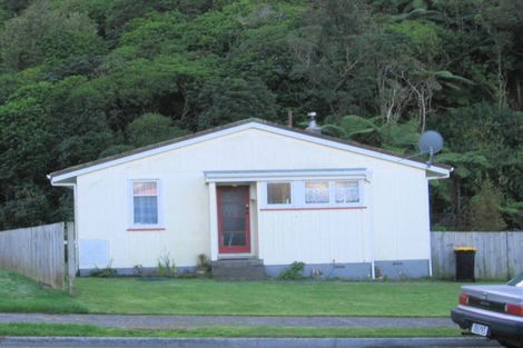 Photo of property in 82 Rangituhi Crescent, Takapuwahia, Porirua, 5022