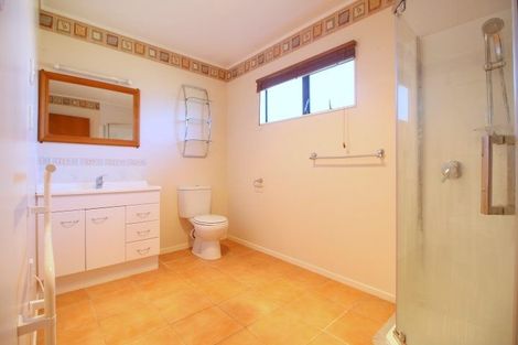 Photo of property in 96 Sandspit Road, Waiuku, 2123