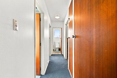 Photo of property in 4/93a Middlepark Road, Sockburn, Christchurch, 8042