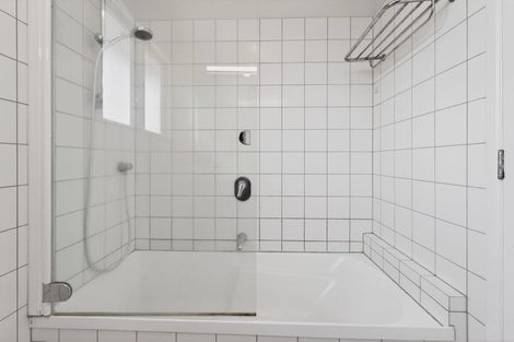 Photo of property in 22 Harley Road, Hauraki, Auckland, 0622