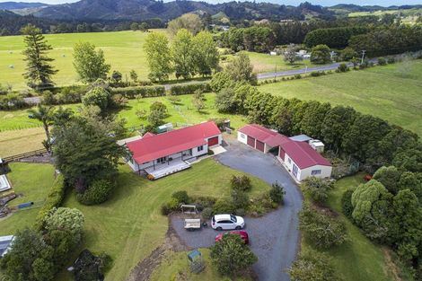 Photo of property in 66 Saleyards Road, Kauri, Kamo, 0185
