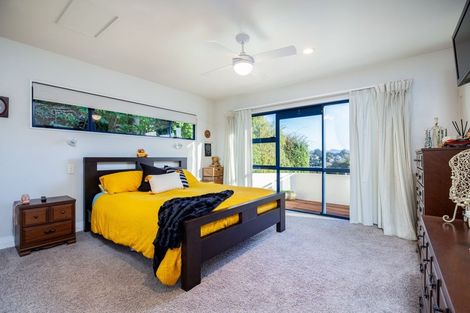 Photo of property in 117 Mangorei Road, Merrilands, New Plymouth, 4312