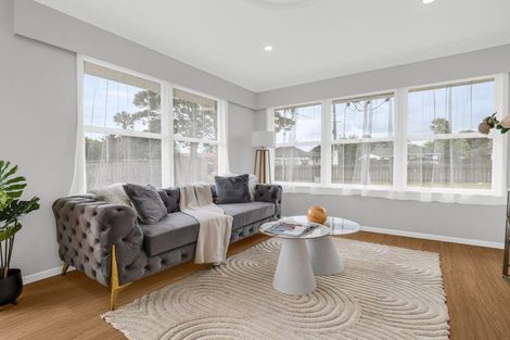 Photo of property in 1/60 Grove Road, Papakura, 2110