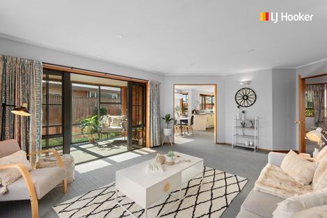 Photo of property in 14 Silverstream Drive, Mosgiel, 9024