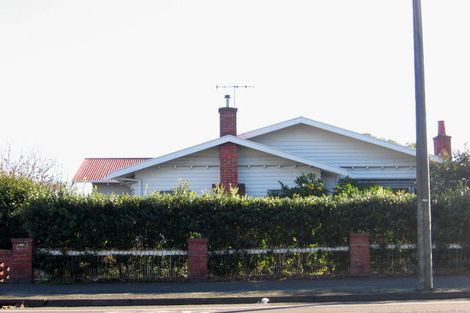 Photo of property in 110 Featherston Street, Takaro, Palmerston North, 4412