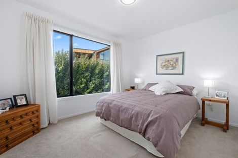 Photo of property in 5 Valley Crescent, Wanaka, 9305