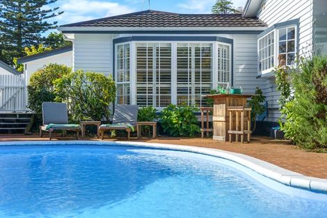 Photo of property in 430 Te Moana Road, Waikanae, 5036