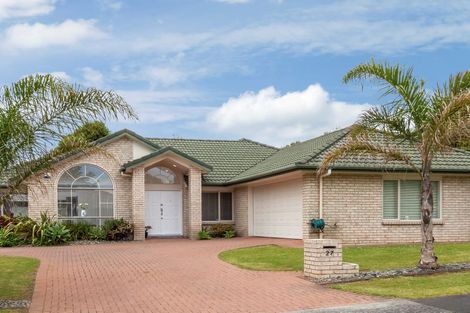 Photo of property in 27 Corta Bella Place, Golflands, Auckland, 2013