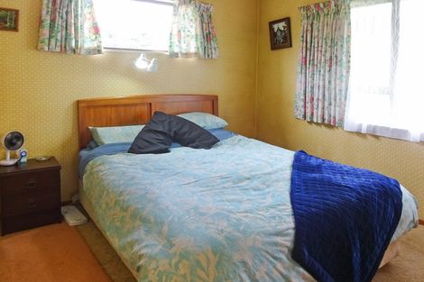 Photo of property in 8 Cousins Avenue East, Foxton Beach, Foxton, 4815
