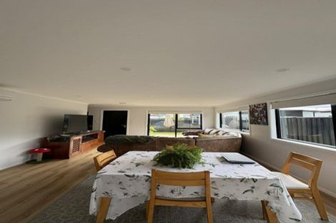 Photo of property in 7 Desert Gold Lane, Wallaceville, Upper Hutt, 5018