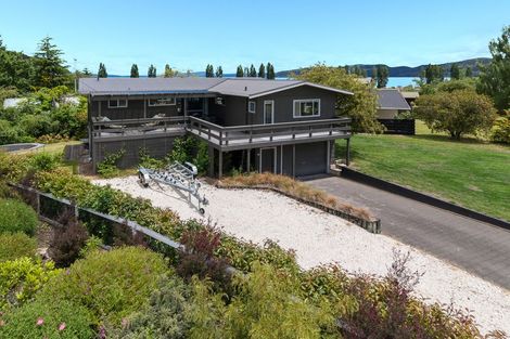 Photo of property in 15 Kenrigg Road East, Kinloch, Taupo, 3377