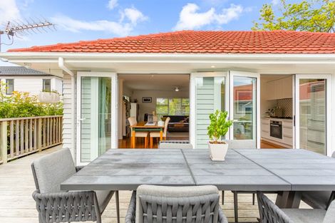 Photo of property in 149 Seabrook Avenue, New Lynn, Auckland, 0600