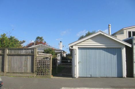 Photo of property in 6 Pitoitoi Road, Days Bay, Lower Hutt, 5013