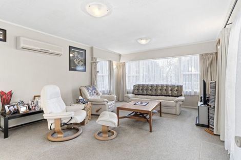 Photo of property in 15a Kawiu Road, Levin, 5510