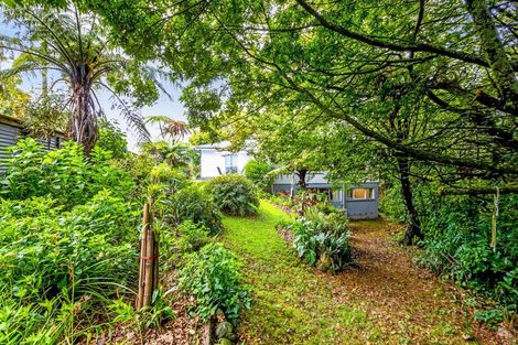 Photo of property in 1 High Road, Hawera, 4610