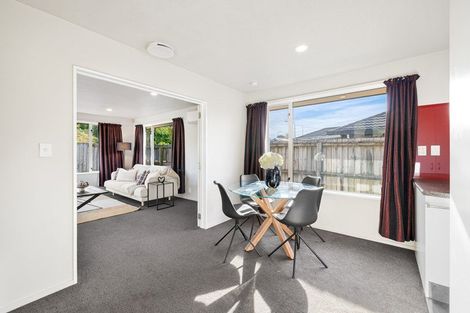 Photo of property in 2/17 Cardigan Bay Place, Addington, Christchurch, 8024