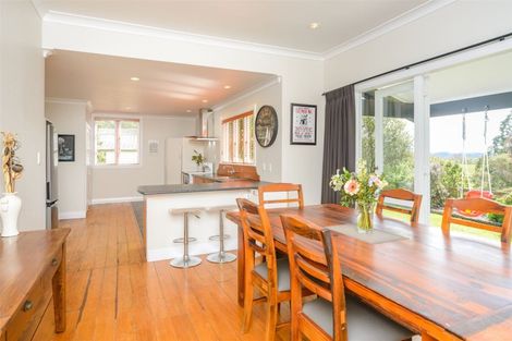 Photo of property in 803 Fitzherbert Road East, Aokautere, Palmerston North, 4471