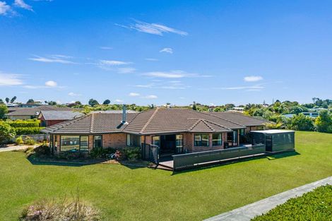 Photo of property in 58 Omana Avenue, Shelly Beach, Helensville, 0874