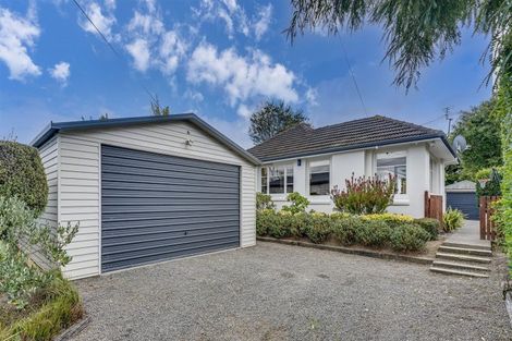 Photo of property in 33 Manor Place, Bryndwr, Christchurch, 8053