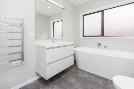 Photo of property in 22 Filmer Crescent, Wallaceville, Upper Hutt, 5018