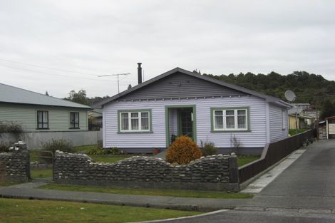 Photo of property in 47 Inverness Street, Dunollie, Runanga, 7803