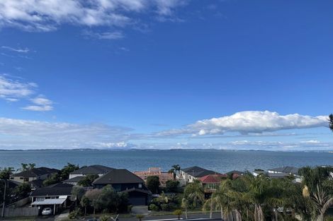Photo of property in 13a Rogers Avenue, Eastern Beach, Auckland, 2012