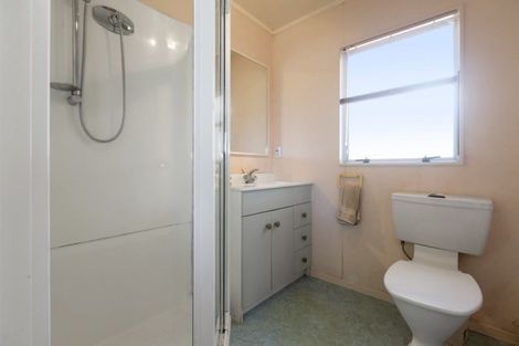 Photo of property in 8 Bluebird Crescent, Unsworth Heights, Auckland, 0632