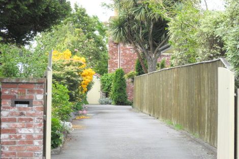 Photo of property in 16a Hadlow Place, Burnside, Christchurch, 8041